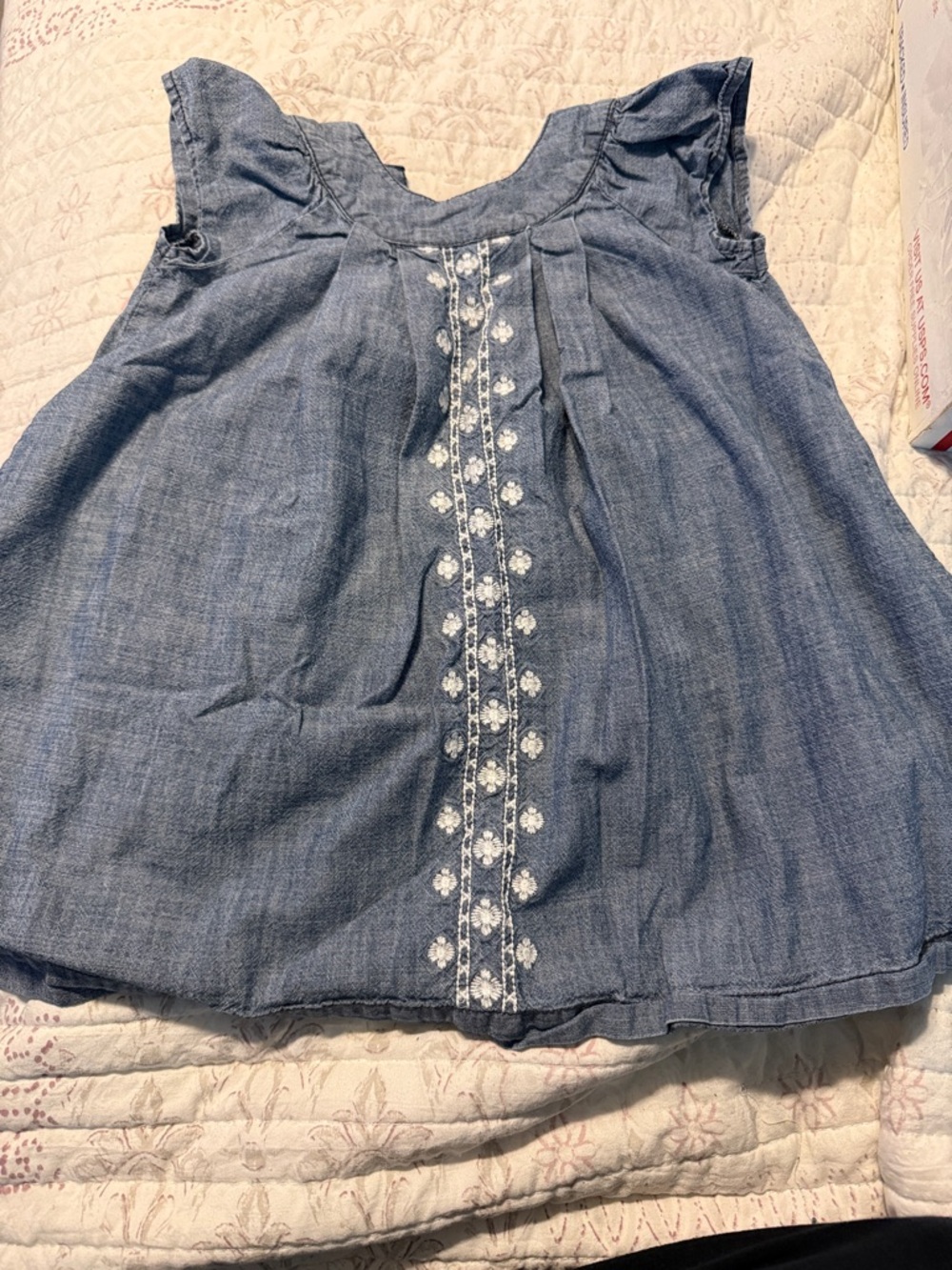 Tucker + Tate Blue Chambray Embroidered Flutter Sleeve Top